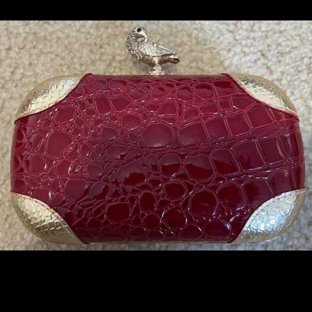 Red Crocodile Embossed Bird Kiss Lock Clutch with Gold Chain and Accents - Picture 8 of 8